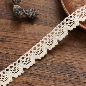 Commercio all'ingrosso a buon mercato 100% in pizzo di cotone ricamo rotolo di nastro eco-friendly stile <span class=keywords><strong>semplice</strong></span> <span class=keywords><strong>maglia</strong></span> per accessori di abbigliamento di colore bianco - Product Image 6