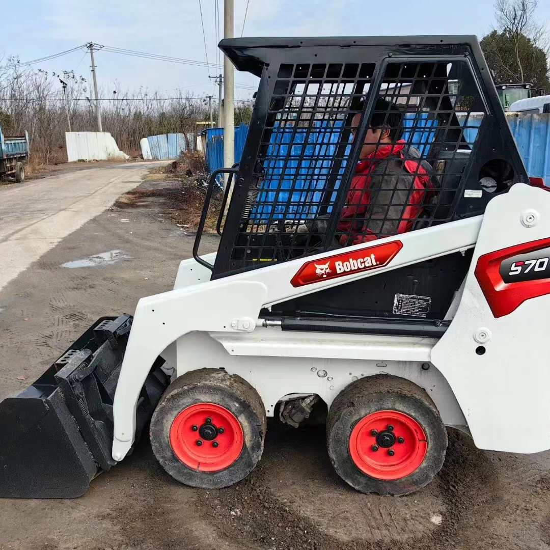 原厂零件状况良好二手装载机s70 0.8吨山猫小型滑移装载机