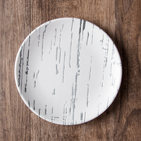 Assiette à dîner de couleur blanche, accessoire en porcelaine, motif marbre mat, design imprimé tampon