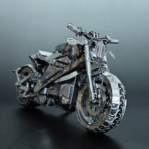 Modèle 3D en métal <span class=keywords><strong>de</strong></span> <span class=keywords><strong>moto</strong></span> cruiser électrique - Kit <span class=keywords><strong>de</strong></span> montage complet en acier inoxydable - 51 à 100 pièces - Réplique <span class=keywords><strong>de</strong></span> <span class=keywords><strong>moto</strong></span> électrique haut <span class=keywords><strong>de</strong></span> gamme pour exposition - Product Image 2
