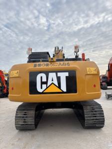 Puissant et efficace, utilisé pour l'excavatrice 320D, poids opérationnel de 20 tonnes, moteur de 134 CV, durable, faibles coûts d'exploitation à long terme - Product Image 3