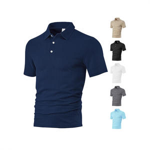 Polo de manga corta informal de verano para hombre en azul marino con diseño de rejilla y tela de poliéster para uso informal. - Product Image 1