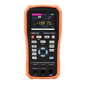 4082 เครื่องวัดแบบมือถือ 100Hz-100kHz เครื่องทดสอบความต้านทานความจุและความเหนี่ยวนำพร้อมความแม่นยำ 0.2% RS-232 การสื่อสารจอแสดงผล LCD - Product Image 1