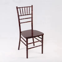Chaise Chiavari en bois massif de hêtre empilable MULIGNA pour hôtel, événements, mariages, banquets, réceptions, chaises de salle à manger, chaises d'hôtel