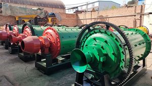 Molino de bolas 1500*3500, capacidad de 3-6 T/h, equipo de molienda de polvo de oro y piedra con motor de núcleo a la venta para minería - Product Image 4