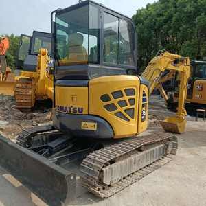 Machinerie de construction Komatsu, excavatrice d'occasion de 3,5 tonnes PC35MR, Komatsu PC15 30 40, petites machines d'occasion - Product Image 2