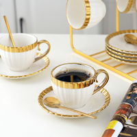 Ensemble de tasses à café en céramique empilables et peu encombrantes avec support de rangement en métal, ensemble de tasses en porcelaine marbrée pour le comptoir de cuisine