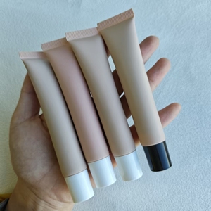 Baume à lèvres au beurre de karité bio hydratant réparateur pour lèvres sèches, lissant et longue durée, soin des lèvres marque privée - Product Image 3