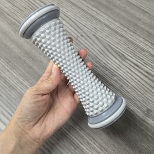 Attrezzature per il Fitness massaggio ai piedi rullo per il rilassamento del piede muscolare bastone Yoga rullo per massaggio ai piedi - Product Image 1