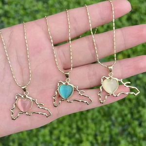 Impresionante joyería para hombre, colgante de gemas de cristal con forma de corazón, conjunto de bisel chapado en oro de latón de aspecto alto, colgante para regalo de aniversario - Product Image 1