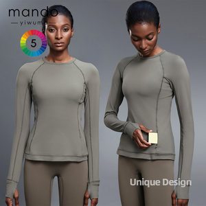 Hochwertiges Nylon Stretch Einzigartiges Taschen-T-Shirt Benutzer definiertes Logo Langarm-Sport-Yoga-Oberteil mit Rundhals ausschnitt für Frauen - Product Image 1