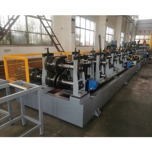 Nuevo 1,0mm-3,5mm Acero galvanizado Múltiples tamaños Cee U Zee Sección Marco de metal Purlin Máquina formadora de rollos - Product Image 4