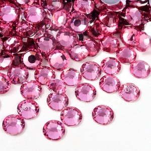 Oleeya Vente en gros de strass en résine non thermocollants, couleurs vives, 6mm, avec base en gelée, base argentée, base TRN, pour artisanat et bricolage - Product Image 6