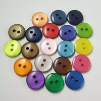 Boutons en nacre naturelle ronds à deux trous, couleur blanc perle, prix d'usine le plus bas