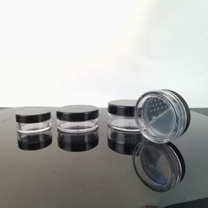 Individuell Bedruckte 10g 20g Lose Puder-Dosen mit Drehbarem Siebdeckel und Schraubverschluss aus Kunststoff Schwarzer Puderpuff - Product Image 1