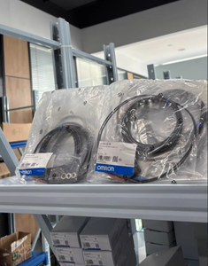 E32-D11R 2เมตรหน่วยใยแก้วนำแสงสำหรับอุตสาหกรรมระบบอัตโนมัติ E32-D11ใหม่ในสต็อก E32-D61 E32-T11R E32-L25L E32-D32 - Product Image 1