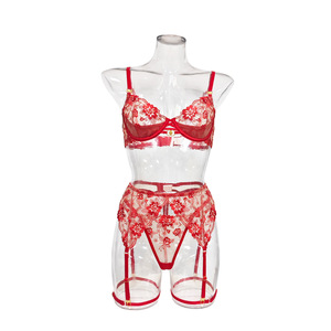 Ensemble de Lingerie 4 Pièces Femme Nouvelle Collection Été 2026 en Dentelle Florale Rouge avec Soutien-Gorge à Armatures, <span class=keywords><strong>Porte</strong></span>-Jarretelles et String – Vente en Gros - Product Image 5