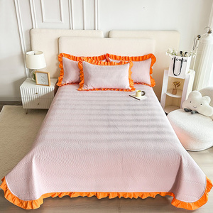 100% coton couvre-<span class=keywords><strong>lit</strong></span> 3 pièces/ensemble RTS drap <span class=keywords><strong>de</strong></span> <span class=keywords><strong>lit</strong></span> imprimé épaissir rembourré Patchwork couettes princesse fleur côté couvre-<span class=keywords><strong>lit</strong></span> - Product Image 4