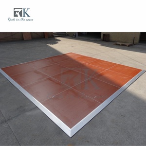 Panneau de sol en bois de haute qualité à grain naturel, panneau de sol de danse personnalisé pour les mariages en plein air et en intérieur - Product Image 3
