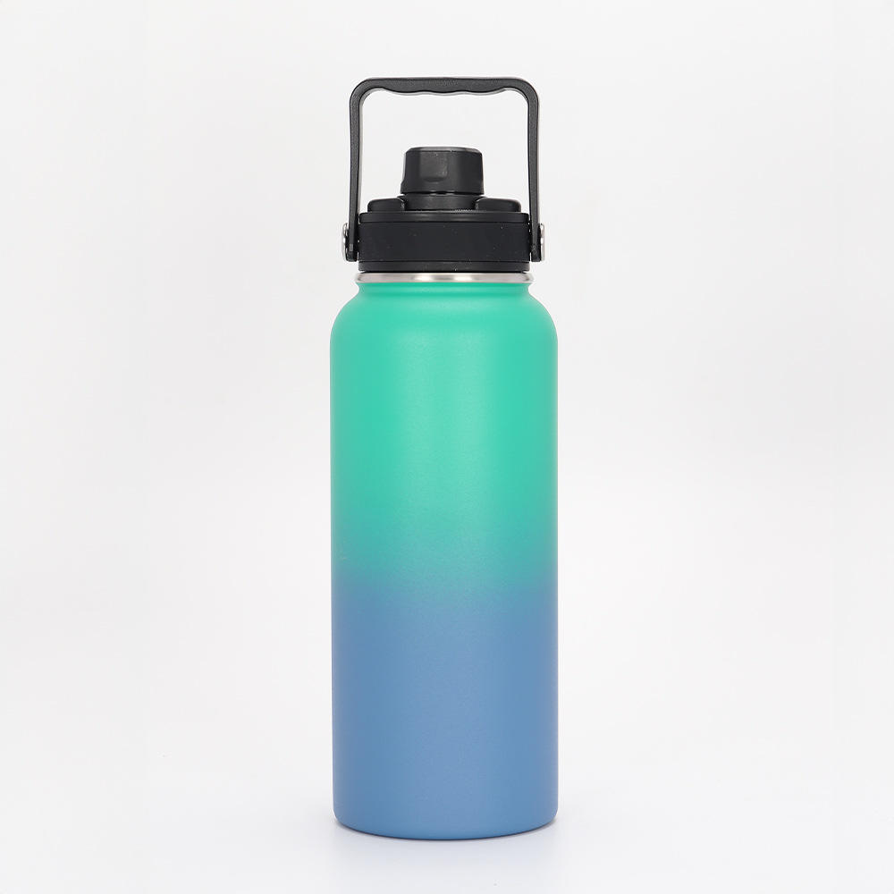 สีเขียวอ่อน