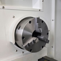 Tour CNC robuste CK6150-1000, banc plat avec guides trempés, grande rigidité, portée de 500 mm pour le traitement d'arbres et de disques