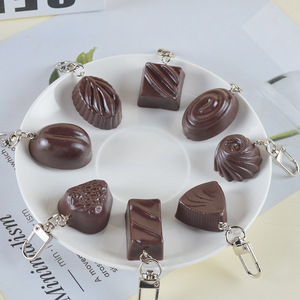 Nouveau produit : Porte-clés en forme de <span class=keywords><strong>chocolat</strong></span>, pendentif simple, décoration de sac à dos, modèle de <span class=keywords><strong>chocolat</strong></span> décoratif - Product Image 1