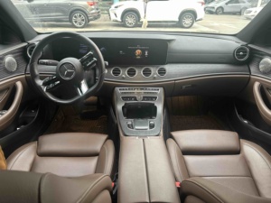 <span class=keywords><strong>Mercedes</strong></span>-Benz <span class=keywords><strong>Classe</strong></span> E Modèle 2022, E 300 L Révisée, Variante Élégante - Product Image 5