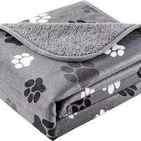 Couverture pour animaux de compagnie douce et confortable à motif imperméable et personnalisable, adaptée aux chats et aux chiens