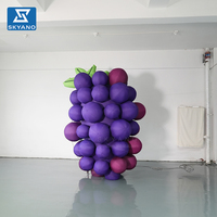 Modèle de raisin violet gonflable géant personnalisé pour la promotion agricole en plein air, la décoration d'événements agricoles
