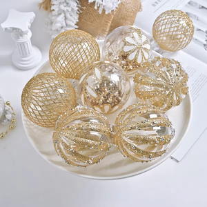 Adornos Colgantes de Bolas Navideñas Ecológicos de Alta Calidad, Decoraciones Festivas Transparentes de Plástico con Formas Especiales para Árboles - Product Image 1