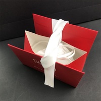 Boîte de rangement en papier pliable de forme triangulaire, nouvelle conception personnalisée, sac de shopping pour bijoux, chaussures, vêtements, mariage