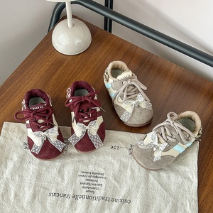 รองเท้าผ้าใบเด็กผู้หญิงสไตล์เจ้าหญิงเยอรมันสำหรับฤดูใบไม้ผลิ พื้นนุ่มใส่สบาย - Product Image 1