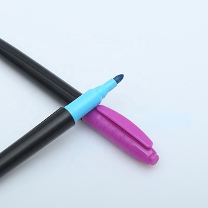 Eco-Friendly <strong>Black</strong> Shell Colorful Pen Cap 12-Color <strong>Permanent</strong> <strong>Markers</strong> for Paper Wood Metal Glass Water-Proof 30mm Plastic <strong>Marker</strong> - Product Image 2