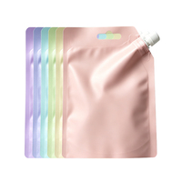 Sachet Doypack Multicolore Personnalisé avec Bec Verseur pour Emballage de Savon Liquide et Masque Capillaire – Vente en Gros Direct Usine