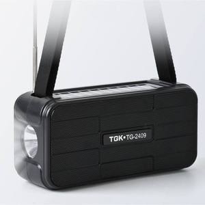 Factory Dual Solar Radio Portable TGK2409 3W BT FM Lightweight Radio 112g 14x8x3.7CM <b>LED</b> Flashlight USB TF for Outdoor - Product Image 1