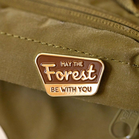 Vente en gros Pinstar Marque Métal Artisanat Plaque d'or Épinglettes personnalisées Insigne de mode Collection Émail doux dur Logo personnalisé quantité minimale de commande