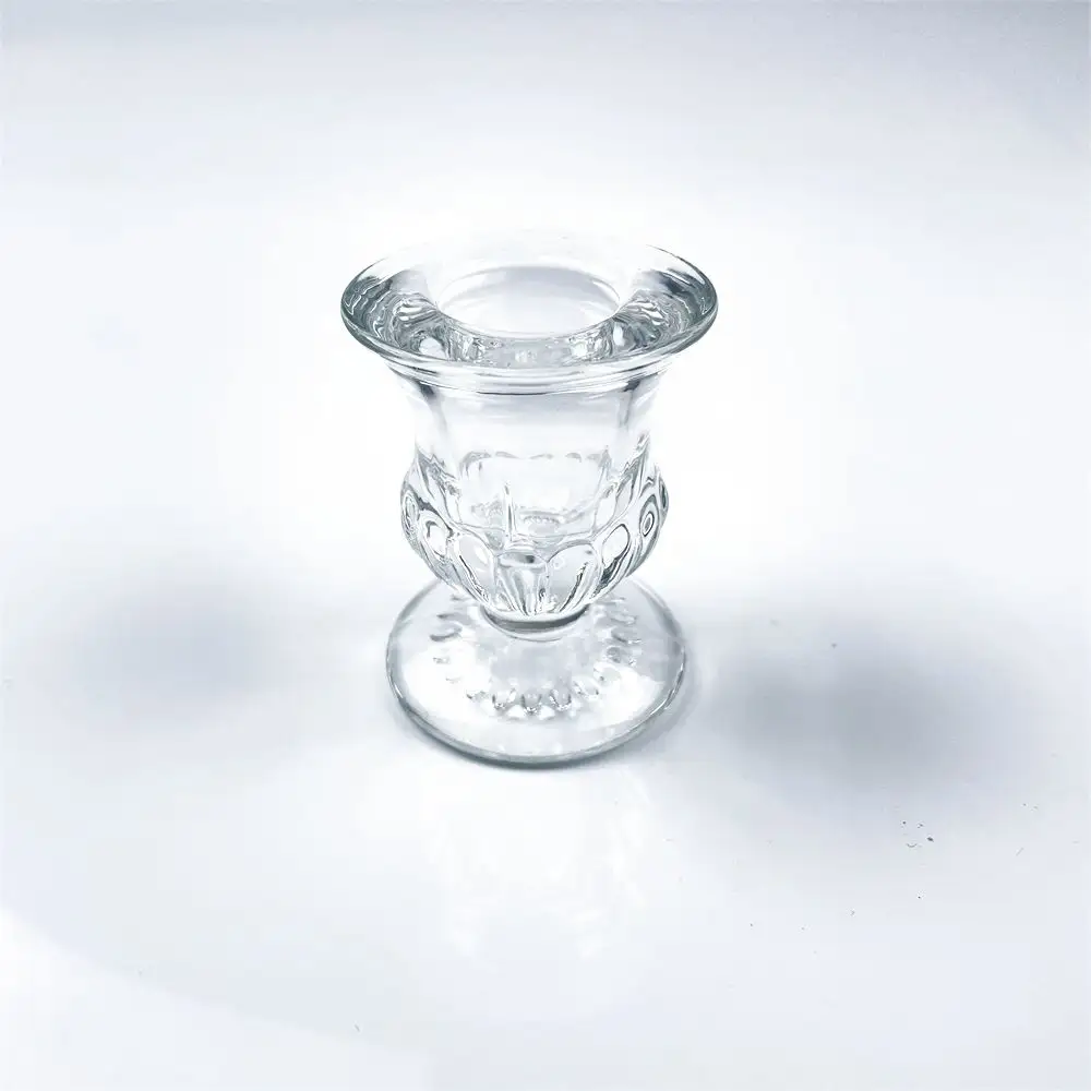 थोक आधुनिक क्रिस्टल ग्लास मोमबत्ती धारक छोटे शंकु मोमबत्ती धारक