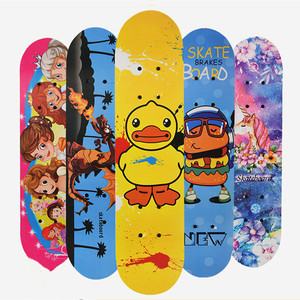 Skateboard électrique portable pour enfants, 2406, skateboard à quatre roues, bon marché - Product Image 1