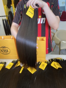 Fasci di Capelli Grezzi Vietnamiti con Cuticole Allineate, da un Unico Donatore, Non Trattati, All'Ingrosso per la Realizzazione di Parrucche - Product Image 4