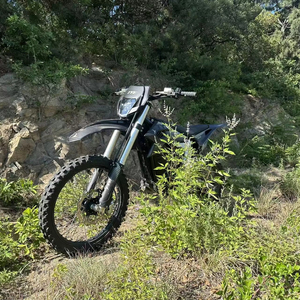 รถมอเตอร์ไซค์วิบาก Torrent-Rider TE5 72V73A รุ่น Deep-Seal Sport สำหรับขับขี่ในสภาพน้ำขึ้นบกและลุยโคลน - Product Image 3