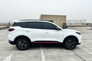 Vente en gros de voitures d'<span class=keywords><strong>occasion</strong></span> Chery Tiggo 7 <span class=keywords><strong>SUV</strong></span> 2023, moteur 1.5T Turbo, transmission <span class=keywords><strong>automatique</strong></span>, 5 places, <span class=keywords><strong>essence</strong></span>, conduite à gauche - Product Image 6