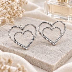 Orecchini a Doppio Cuore Traforati da Donna per Uso Quotidiano, Regali per Feste, Design Geometrico Romantico - Product Image 6