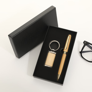 Juego de <span class=keywords><strong>regalo</strong></span> de pluma estilográfica de estilo madera con logotipo personalizable, ideal para uso diario <span class=keywords><strong>del</strong></span> <span class=keywords><strong>Día</strong></span> <span class=keywords><strong>del</strong></span> <span class=keywords><strong>Padre</strong></span> de Graduación - Product Image 1