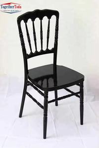 Chaise de banquet empilable de style européen et américain à la mode simple Chaise Napoléon de luxe en bois massif pour hôtel - Product Image 5