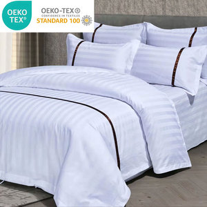 Luxury Trắng 3Cm Sọc Jacquard Duvet Cover Bed Linen 100% <span class=keywords><strong>Cotton</strong></span> Bedding Sheet <span class=keywords><strong>Set</strong></span> Đối Với Sao Khách Sạn Bán Buôn Kích Thước Tùy Chỉnh - Product Image 1
