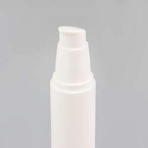 Flacon pompe sans air mat et givré pour crème de soin personnel – Offre spéciale - Product Image 1