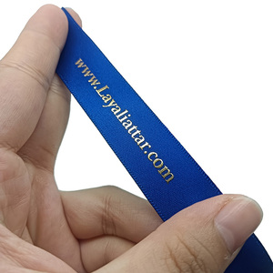 Nastro in Raso Personalizzato all'Ingrosso con Logo Dorato Goffrato per Confezioni Regalo - Product Image 5