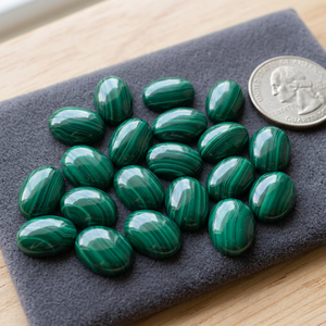 Malachite verte naturelle de qualité supérieure, cabochon ovale de 11x9 mm, pierre brute pour la fabrication de bijoux, bagues personnalisées, pendentifs, boucles d'oreilles - Product Image 3