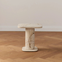 Table console moderne en marbre doré Cammy Stone Sofita pour petits salons et chambres, meubles faits main pour la maison