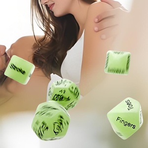 Vente en gros de dés de jeu pour adultes en acrylique polyédrique lumineux qui brillent dans le noir, amusants, sexy, épicés, 5 pièces, pour couples - Product Image 2